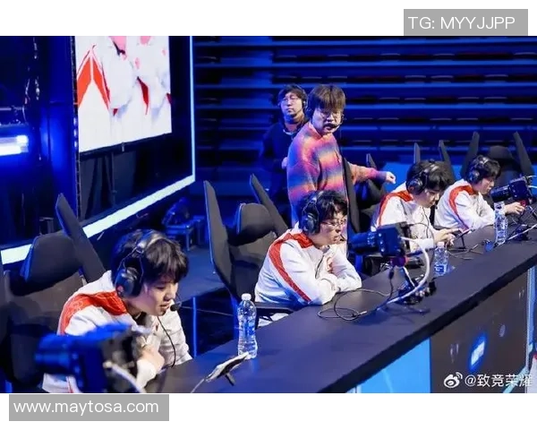 WE在大师赛中的耐力表现分析与战术解读